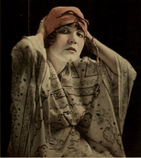 Louise Glaum, 1917